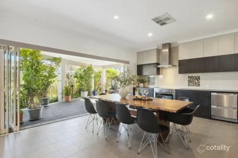 Property photo of 43A Clavering Road Bayswater WA 6053