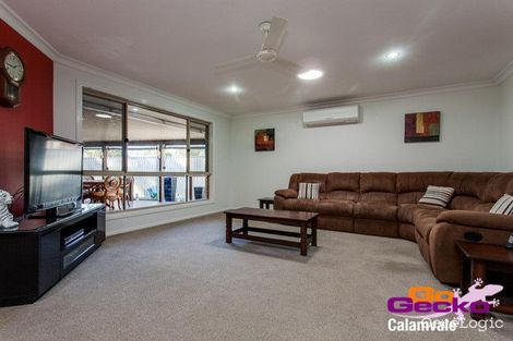 Property photo of 5 Tallowood Way Sunnybank Hills QLD 4109