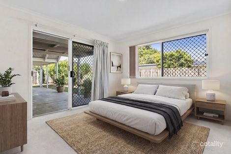 Property photo of 8 Trevally Place Sandstone Point QLD 4511