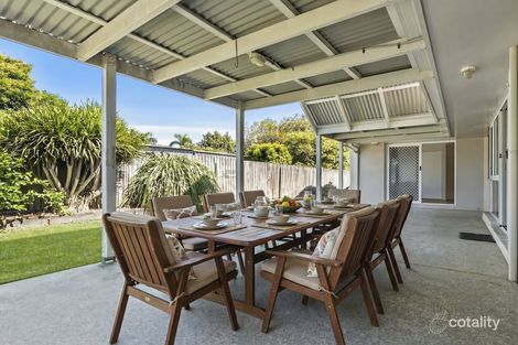 Property photo of 8 Trevally Place Sandstone Point QLD 4511