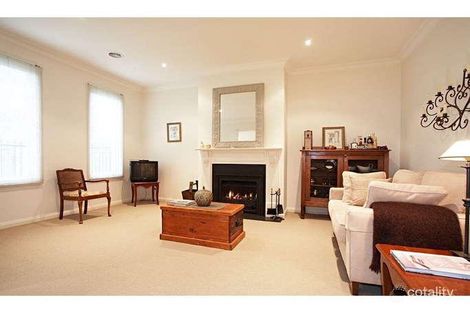 Property photo of 1/10 Dene Avenue Malvern East VIC 3145