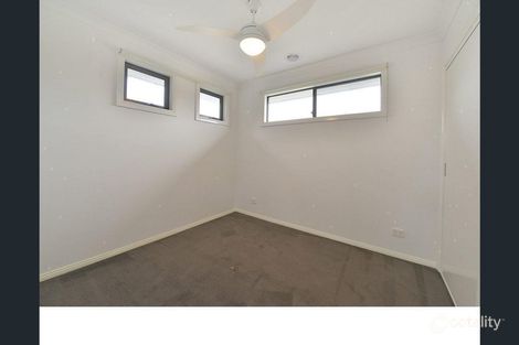 Property photo of 2/33 Second Avenue Box Hill North VIC 3129