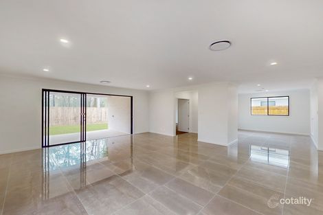 Property photo of 16 Hambrook Street Pallara QLD 4110