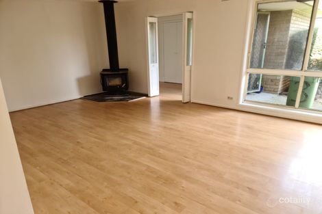 25 Evelyne Ave, Cranbourne, VIC 3977