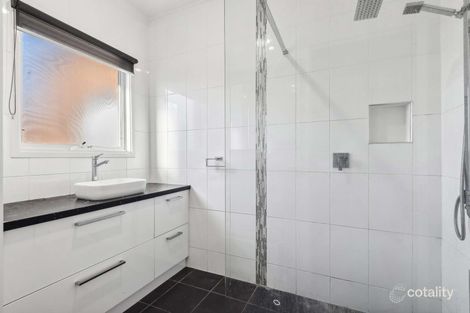 Property photo of 2 Crofton Street Geelong West VIC 3218