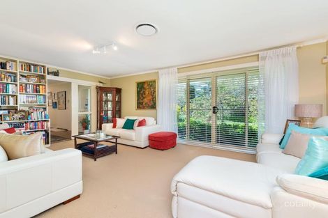 Property photo of 2 Piquet Place Toongabbie NSW 2146