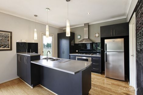 Property photo of 291 Harts Lane Kyneton VIC 3444