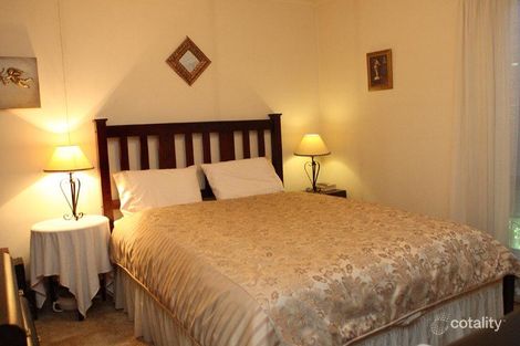 Property photo of 4 Mandowie Crescent Croydon VIC 3136