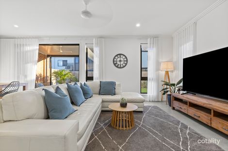 Property photo of 28/1044 Hamilton Road McDowall QLD 4053