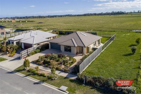 Property photo of 19 Oceanic Drive Inverloch VIC 3996