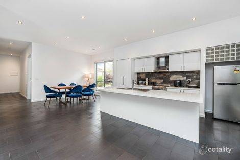 Property photo of 2/74 Station Road Deer Park VIC 3023