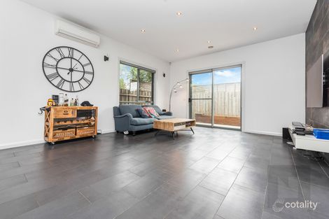 Property photo of 2/74 Station Road Deer Park VIC 3023
