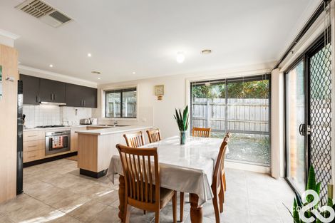 Property photo of 2/24 Gravlier Way South Morang VIC 3752