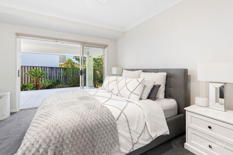 Property photo of 4 Twynam Mews Pacific Pines QLD 4211
