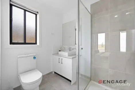 Property photo of 2 Polly Parade Tarneit VIC 3029