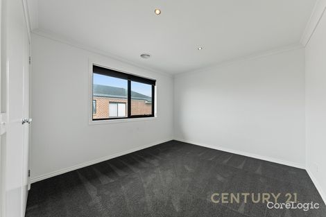 Property photo of 8 Bintara Street Pakenham VIC 3810