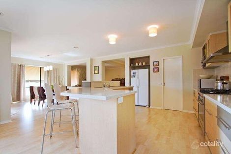 Property photo of 11 Collina Court Langwarrin VIC 3910