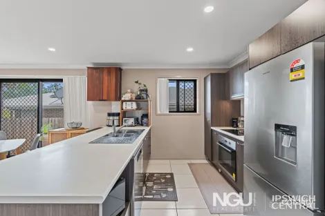 Property photo of 35 Innes Crescent Bundamba QLD 4304