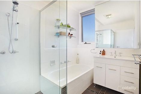 Property photo of 9/19 Cardigan Street St Kilda East VIC 3183