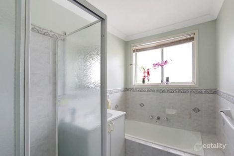 Property photo of 13 Holman Place St Helens Park NSW 2560