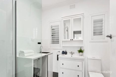 Property photo of 2/139 Napier Street Essendon VIC 3040