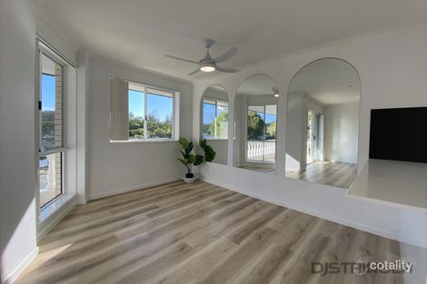 Property photo of 7/4 Murlong Crescent Palm Beach QLD 4221