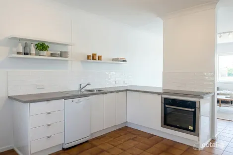 Property photo of 11/24 Whytecliffe Street Albion QLD 4010