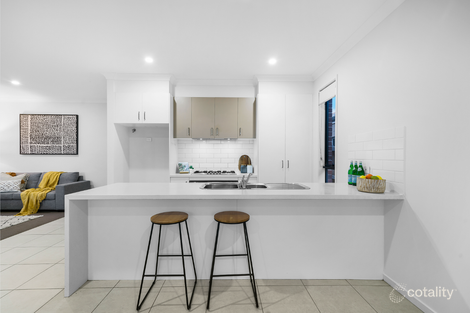 Property photo of 31 Living Crescent Point Cook VIC 3030