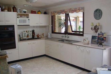 Property photo of 27 Robertson Road Killarney Vale NSW 2261