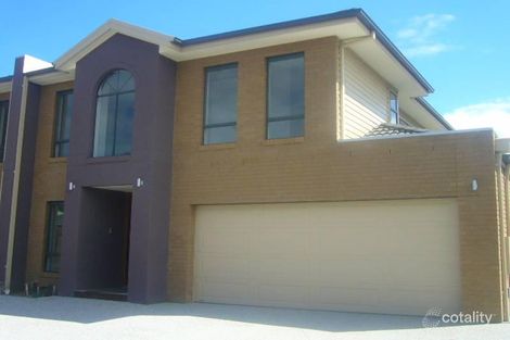 Property photo of 2/4 Jepson Street Yarraville VIC 3013