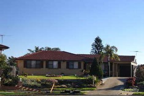 13 Brunswick Cres, St Johns Park, NSW 2176