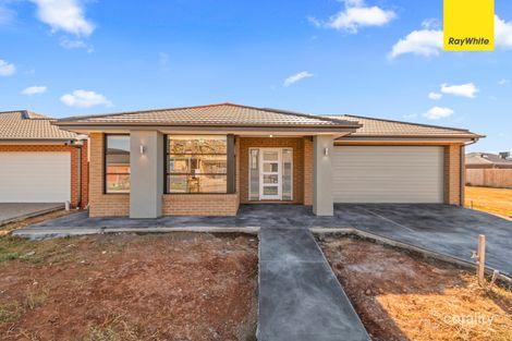 60 Wingfield Dr, Thornhill Park, VIC 3335