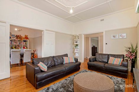 Property photo of 52 Williamson Avenue Strathmore VIC 3041