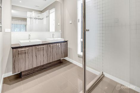 Property photo of 8 Penfold Street Craigieburn VIC 3064