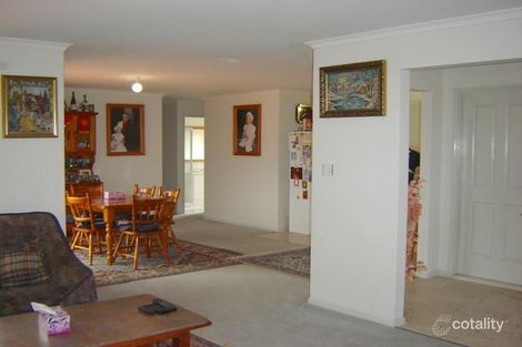 Property photo of 9 Fernisky Drive Cranbourne East VIC 3977