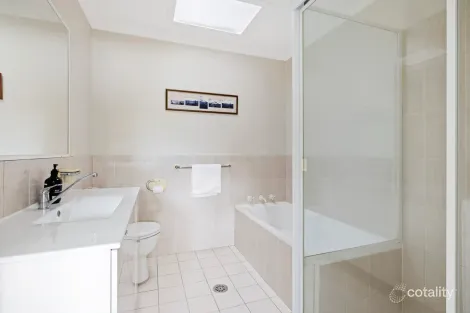 Property photo of 90 Warriewood Road Warriewood NSW 2102