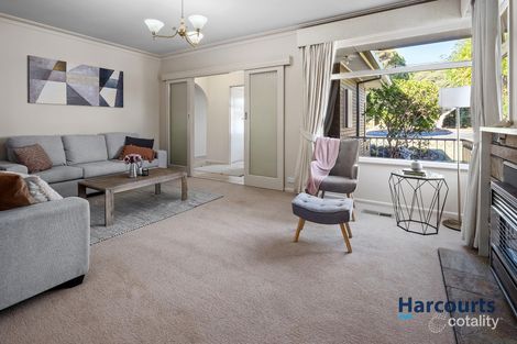 Property photo of 92 Whites Lane Glen Waverley VIC 3150
