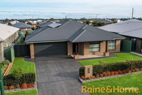 Property photo of 3 Eddy Court Dubbo NSW 2830