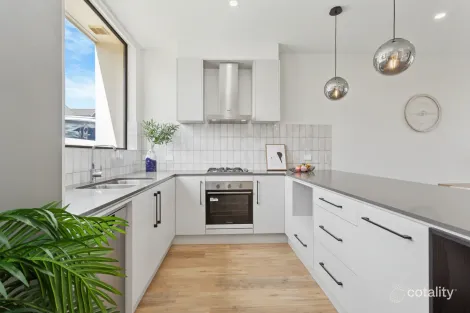 Property photo of 15 Macintosh Crescent Woodforde SA 5072