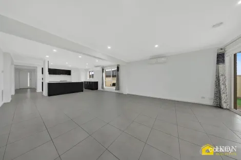 Property photo of 16 Mikada Boulevard Kilmore VIC 3764
