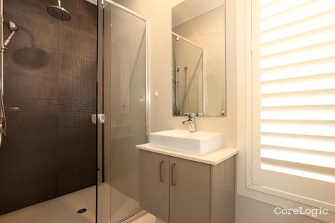 Property photo of 1017 Lakeview Terrace Benowa QLD 4217