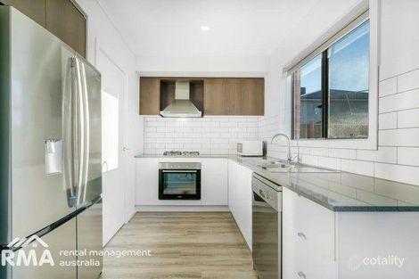 Property photo of 19 Haymarket Circuit Wyndham Vale VIC 3024