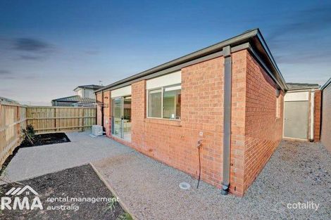 Property photo of 19 Haymarket Circuit Wyndham Vale VIC 3024