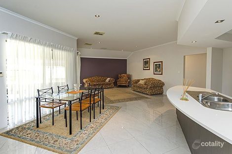 Property photo of 27 Oak Ridge Meander Success WA 6164