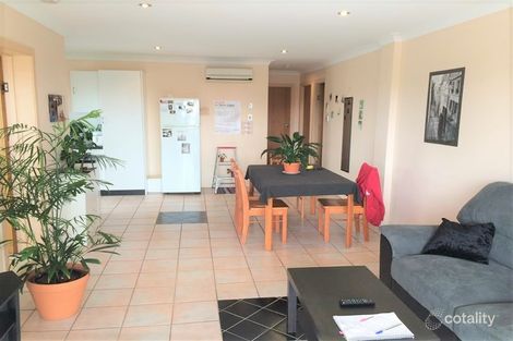 Property photo of 1/27 Gilbert Crescent Castle Hill QLD 4810