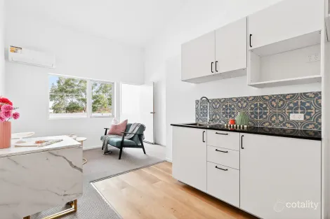 273 Breton St, Coopers Plains, QLD 4108