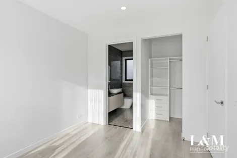 Property photo of 8 Alyssa Street Greenvale VIC 3059