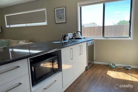 Property photo of 3 Waverley Road Epsom VIC 3551