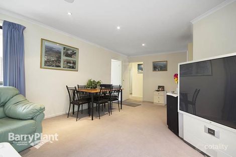 Property photo of 6 South Anderson Court Cranbourne VIC 3977