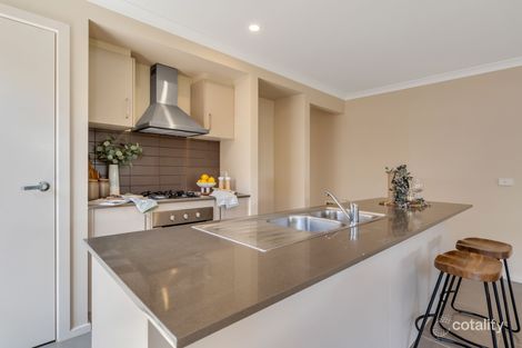 Property photo of 8 Riverbark Way Greenvale VIC 3059